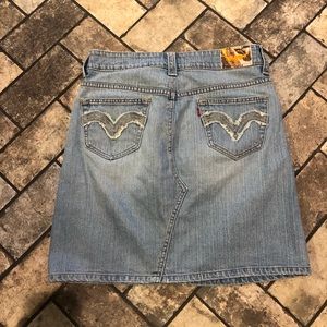 Levi’s denim skirt size 10